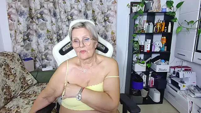 Selenna57 online show from 02/24/25, 09:41