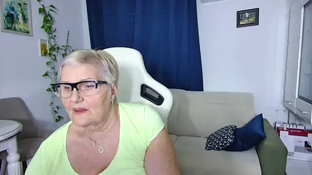 Selenna57 online show from 04/11/26, 05:28