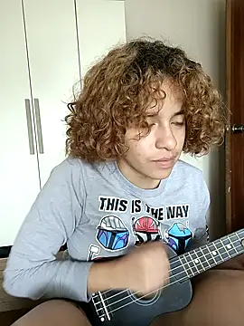 EmmaMelissa0521 online show from 02/06/25, 04:58