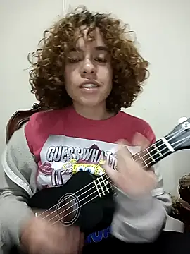 EmmaMelissa0521 online show from 02/09/25, 11:46