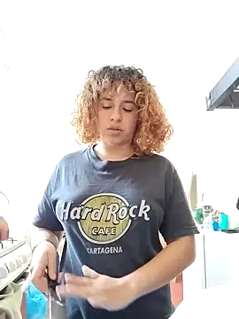 EmmaMelissa0521 online show from 04/01/26, 03:42