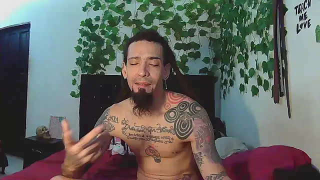 caribbeanlover1 online show from 11/07/25, 12:16