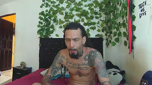 Snapshot of caribbeanlover1 chatting on 05/19/26, 03:18 caribbeanlover1 online show from 05/19/26, 03:18