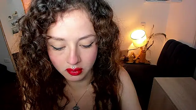 Snapshot of Cassandra_Caiin chatting on 05/07/26, 02:28 Cassandra Caiin online show from 05/07/26, 02:28