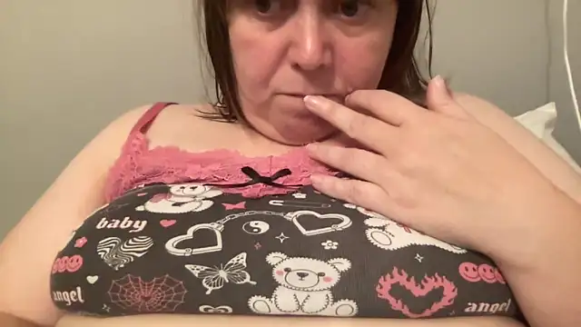 ParisNova online show from 12/17/25, 02:01