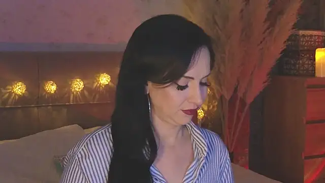 lily conor online show from 12/13/24, 05:00