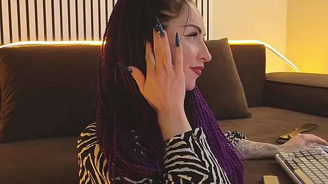 lily conor online show from 03/23/25, 12:36