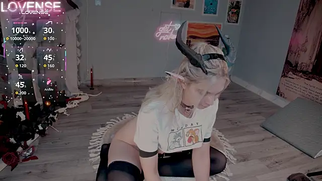 Careful i bite online show from 10/27/25, 05:55