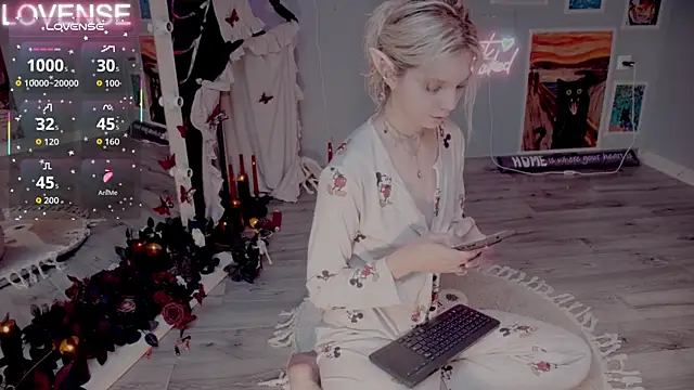 Careful i bite online show from 11/13/25, 05:28