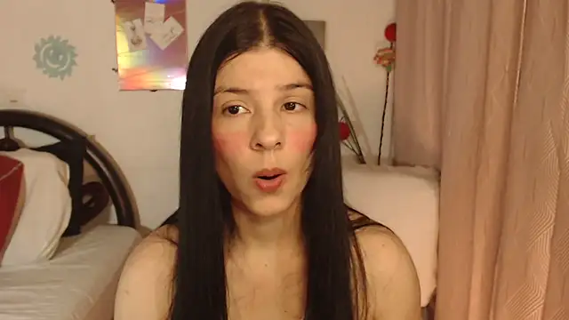 Estefani 32 online show from 10/06/25, 03:53