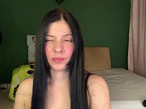 Estefani 32 online show from 02/03/26, 12:31