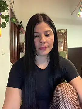 Estefani 32 online show from 02/17/26, 05:41