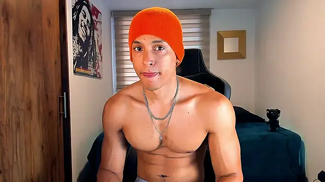 Liam V online show from 01/30/25, 01:42