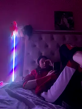 Flossy Vettie online show from 11/30/25, 06:34