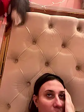 Flossy Vettie online show from 01/12/26, 07:30