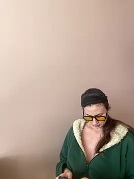 Flossy Vettie online show from 04/18/26, 11:36