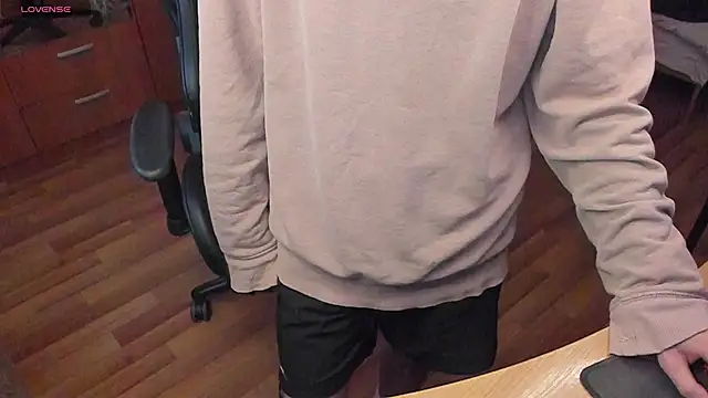 teelimata online show from 10/01/25, 02:45