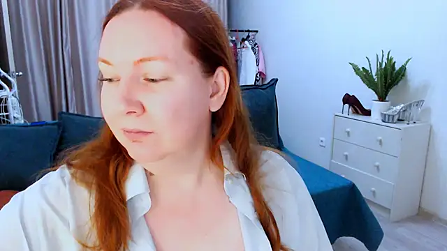 GoddessLara online show from 09/19/25, 08:31