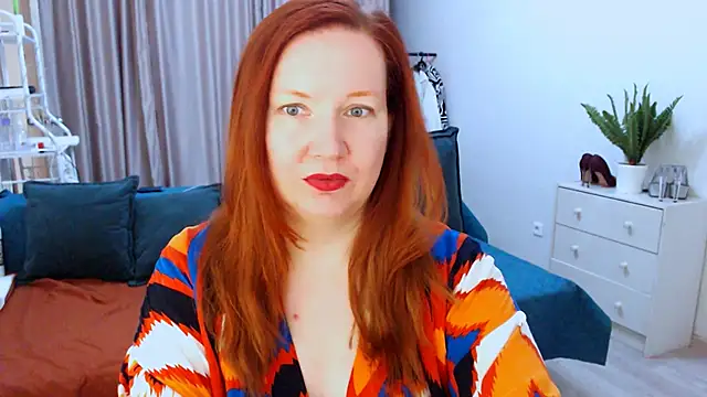 GoddessLara online show from 10/15/25, 04:12