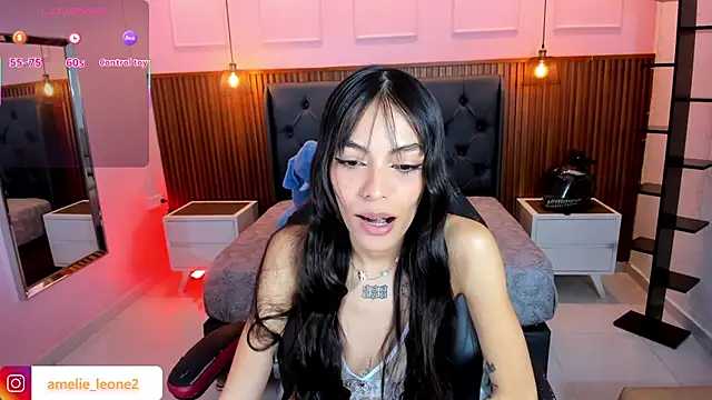 AMELIELEONE online show from 01/13/26, 12:21