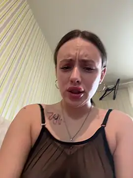 Snapshot of Lisaaan chatting on 02/28/25, 08:53 Lisaaan online show from 02/28/25, 08:53