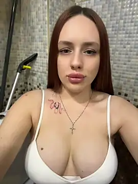 Lisaaan online show from 07/23/26, 08:34