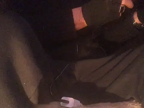 Snapshot of translove chatting on 02/14/25, 04:04 translove online show from 02/14/25, 04:04