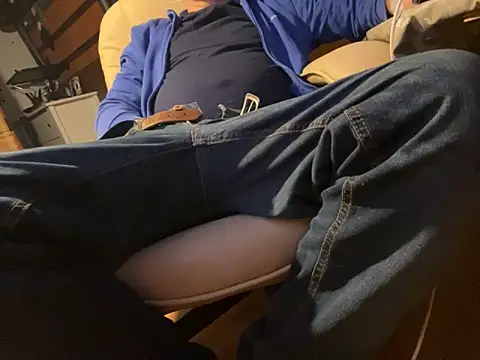 Snapshot of translove chatting on 11/01/25, 08:55 translove online show from 11/01/25, 08:55