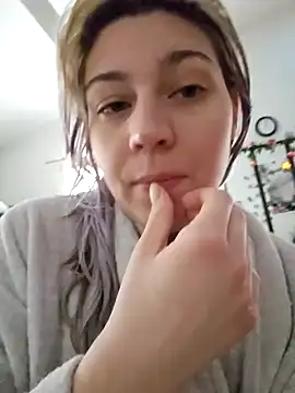 ScarletCallings420 online show from 12/22/24, 09:20