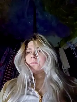 ScarletCallings420 online show from 02/14/25, 04:41