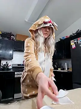 ScarletCallings420 online show from 02/17/25, 07:53