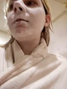 ScarletCallings420 online show from 02/18/25, 04:37