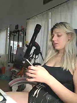 ScarletCallings420 online show from 02/21/25, 06:15