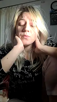 ScarletCallings420 online show from 02/28/25, 06:09