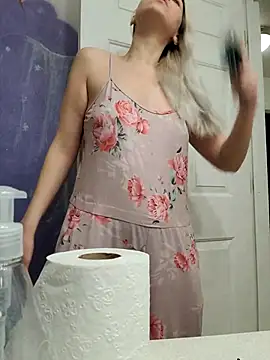 ScarletCallings420 online show from 03/12/25, 04:56