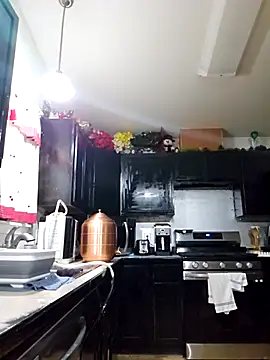 Snapshot of ScarletCallings420 chatting on 11/07/25, 04:07 ScarletCallings420 online show from 11/07/25, 04:07