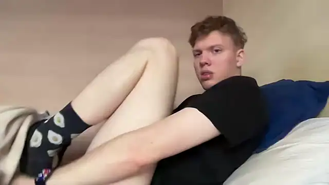 sexybooii6968 online show from 10/18/25, 02:40