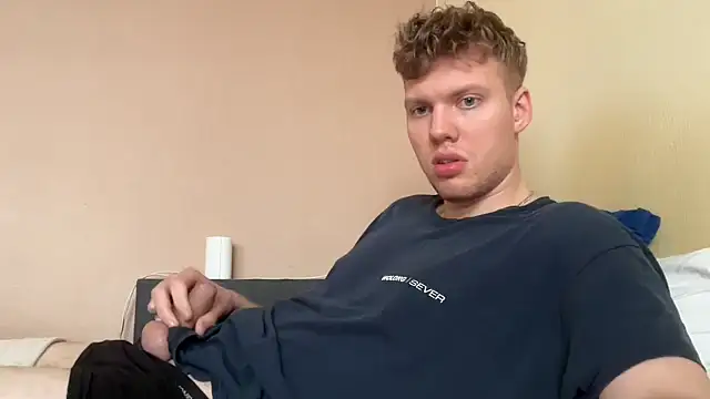 sexybooii6968 online show from 02/11/26, 02:00