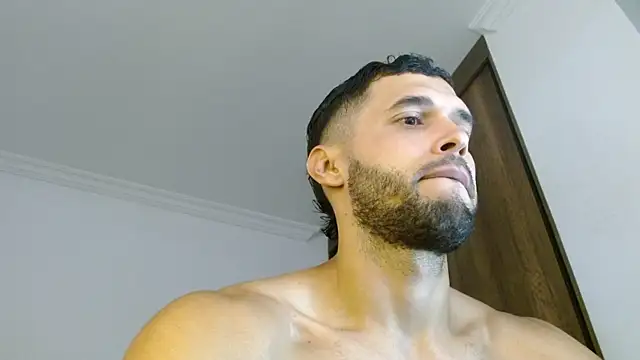 Noah jhonsonn online show from 05/26/26, 01:07