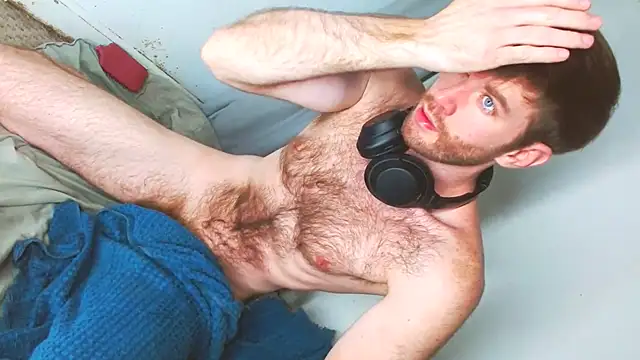 Snapshot of BlueEyedJason chatting on 10/20/25, 11:49 BlueEyedJason online show from 10/20/25, 11:49