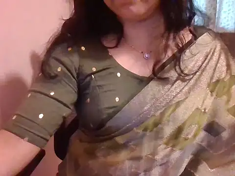 Pinky 4 online show from 10/03/25, 12:02