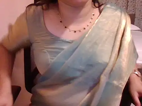 Pinky 4 online show from 11/16/25, 10:48