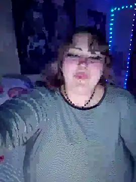 Snapshot of Cutegothcrybabyx chatting on 10/03/25, 08:55 Cutegothcrybabyx online show from 10/03/25, 08:55