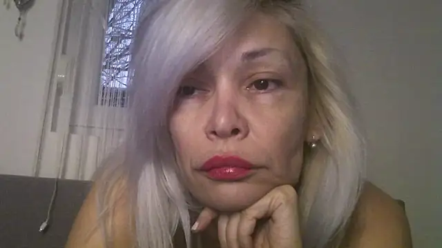 EvaaMina online show from 12/14/25, 03:06