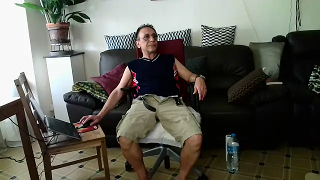 HETEREOMAN online show from 09/21/25, 03:57