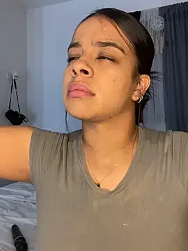 trianawhite online show from 03/13/25, 09:48