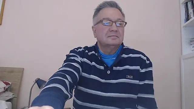 YOU6me online show from 10/01/25, 02:12