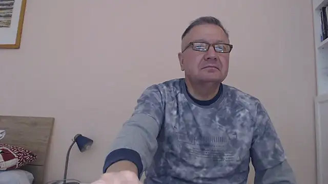 YOU6me online show from 10/05/25, 04:05