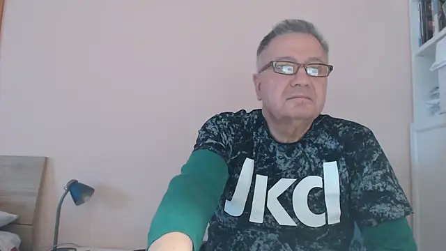 YOU6me online show from 10/19/25, 03:23