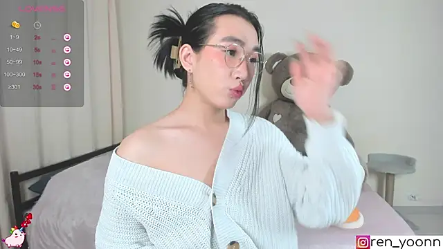 Ren yoon online show from 10/12/25, 02:43